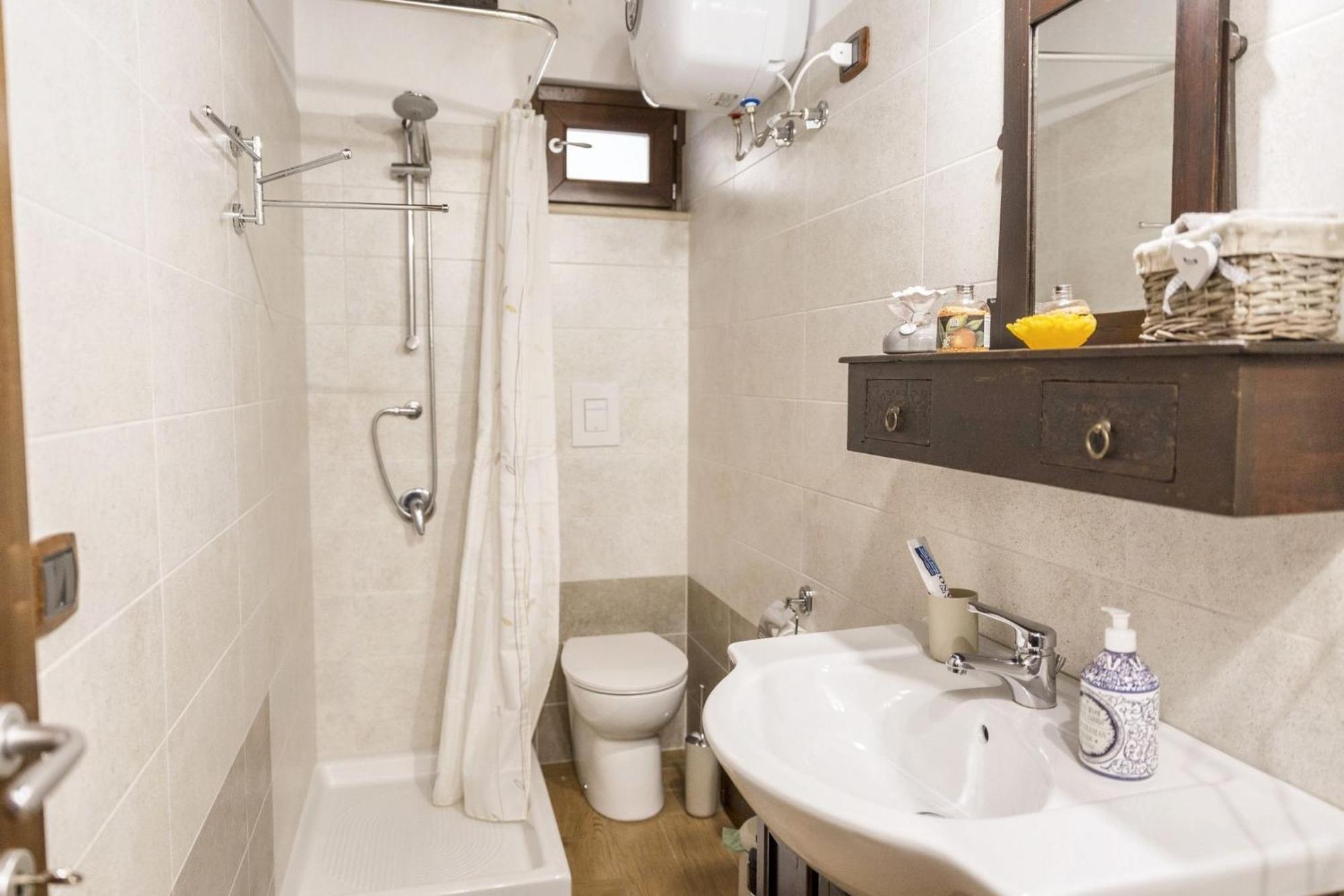 Modern Apartment Near Arce City Centre 62 M² Parking Exterior foto